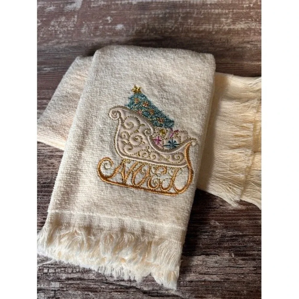 Set of 2 Embroidered Christmas Hand Towels Sleigh Tree‎ Noel